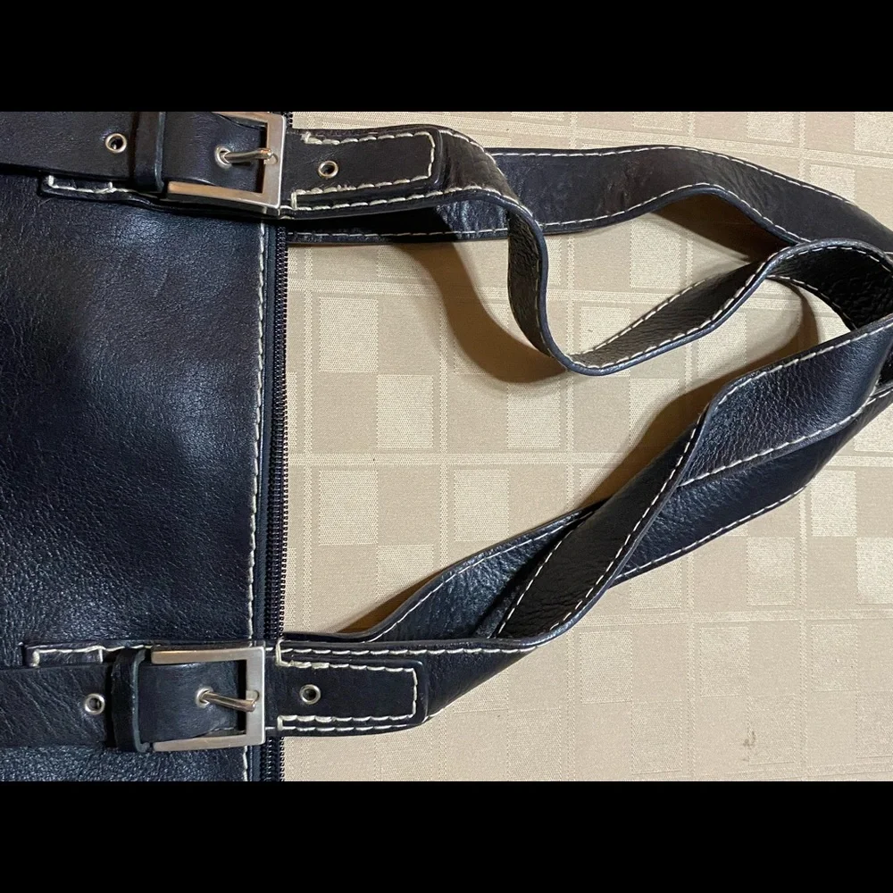 Marc O'Polo Black Leather Bag Black Silver Hardware 13 X 7.5 large‎ sections